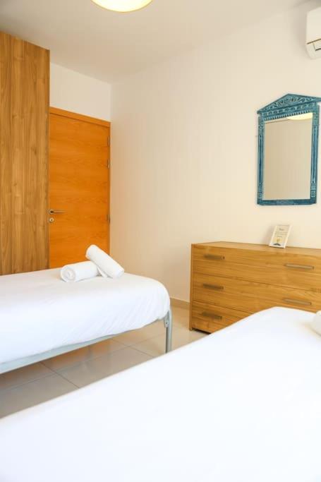 Spacious 2br With Stunning Sea Views By 360 Estates Apartament Mellieħa